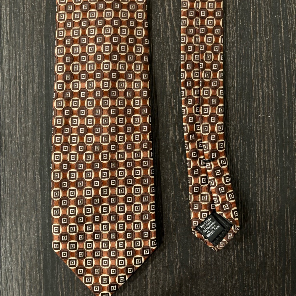 Men’s Tie by Kenneth Roberts